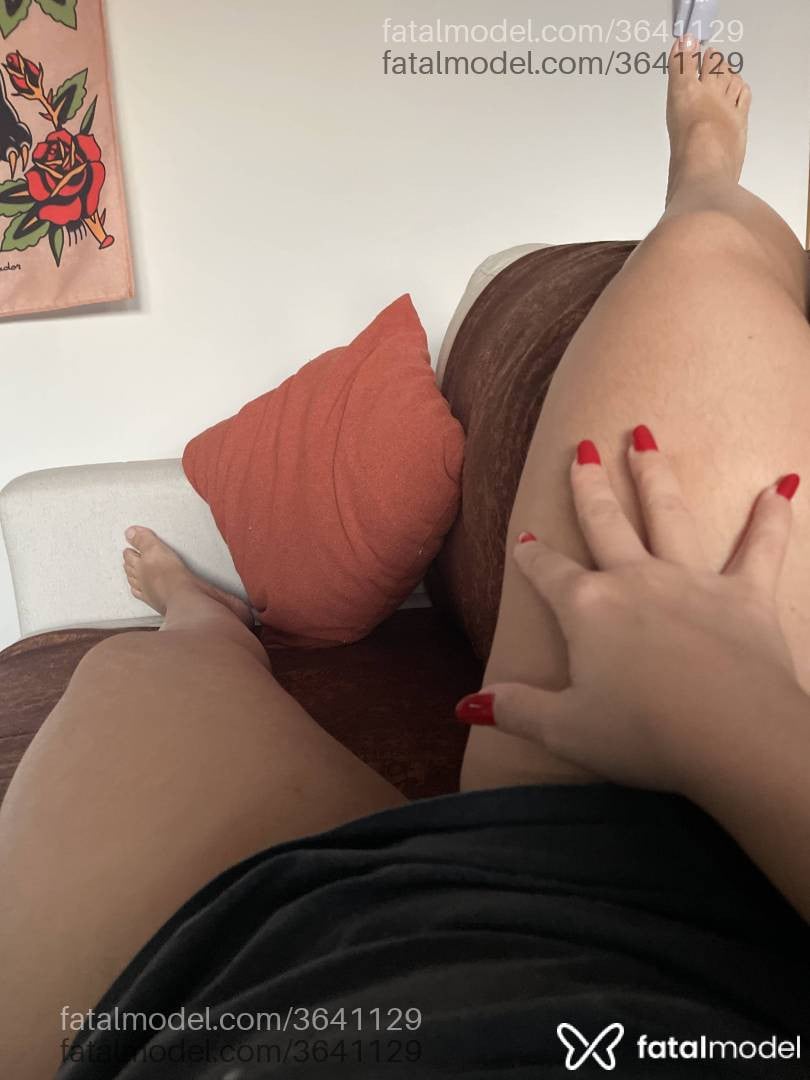 Acompanhante mulher loira (o) de olhos castanhos - Sabrina Beja
