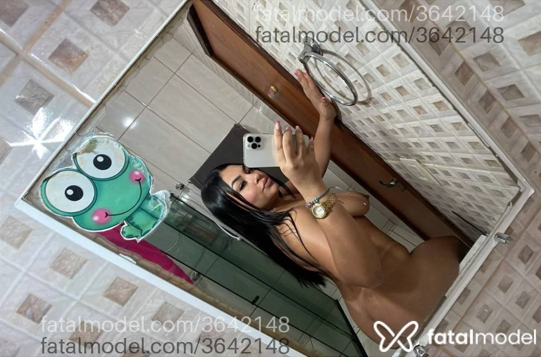 Acompanhante mulher morena (o) de olhos pretos - Manuzinha