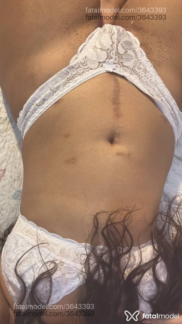 Acompanhante mulher morena (o) de olhos castanhos - Amanda