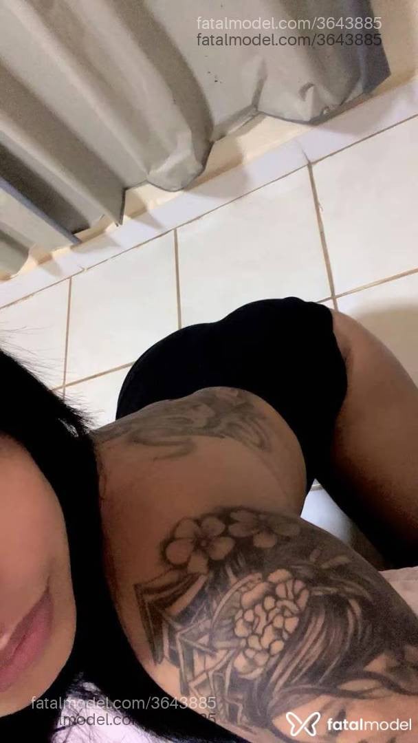 Acompanhante mulher ruiva (o) de olhos castanhos - Cecília