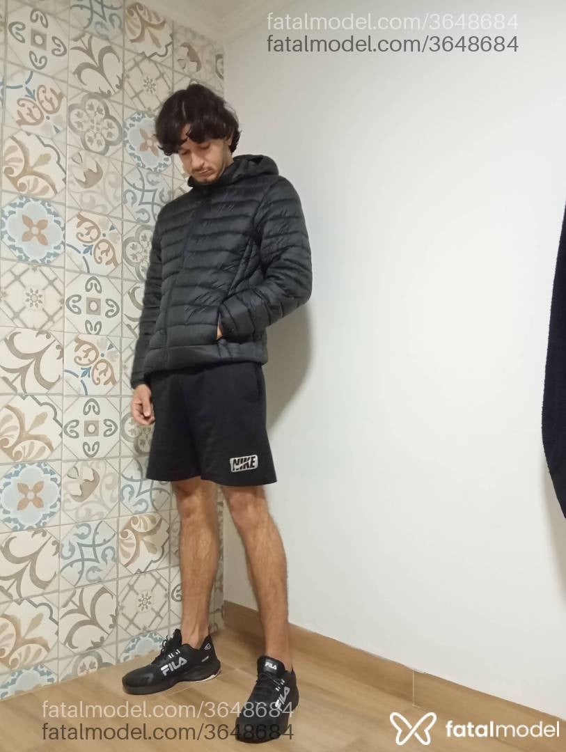 Acompanhante homem com cabelo castanho de olhos castanhos - Marcos