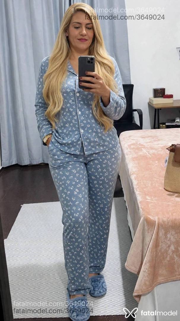 Acompanhante mulher ruiva (o) de olhos castanhos - Bruna Velvet
