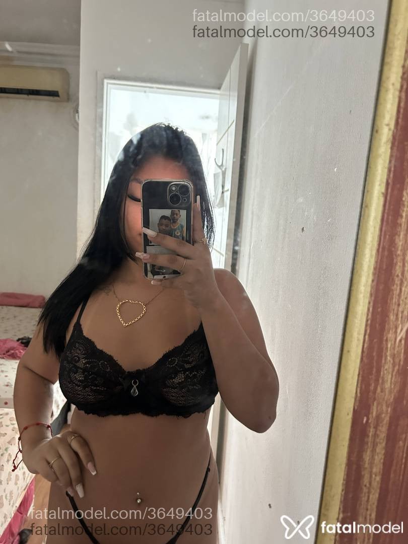 Acompanhante mulher morena (o) de olhos mel - Milena Mel