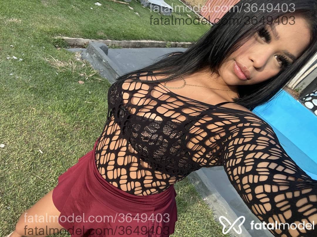 Acompanhante mulher morena (o) de olhos mel - Milena Mel