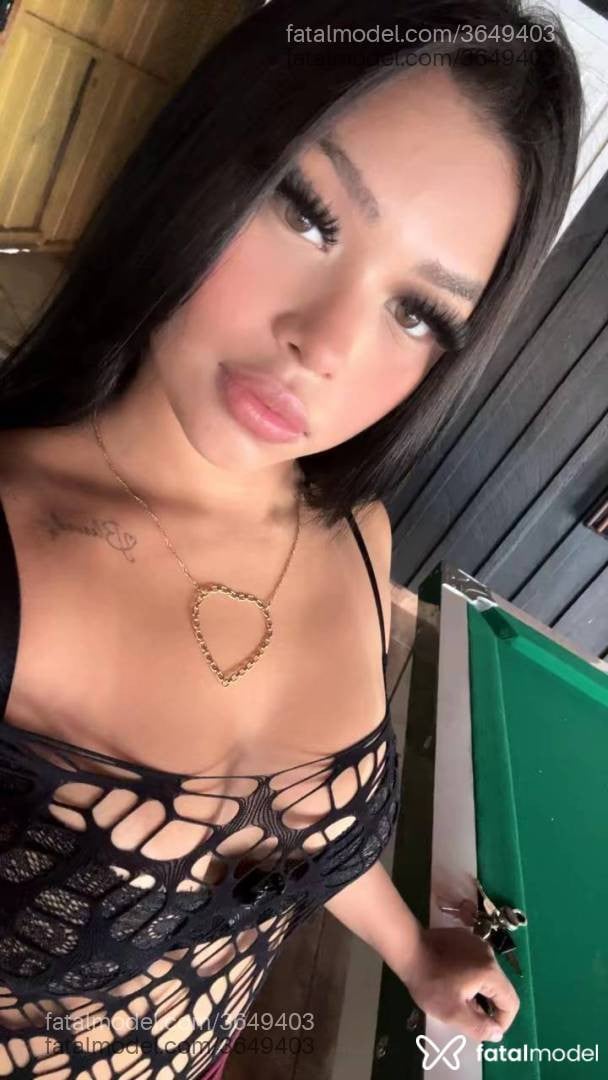 Acompanhante mulher morena (o) de olhos mel - Milena Mel