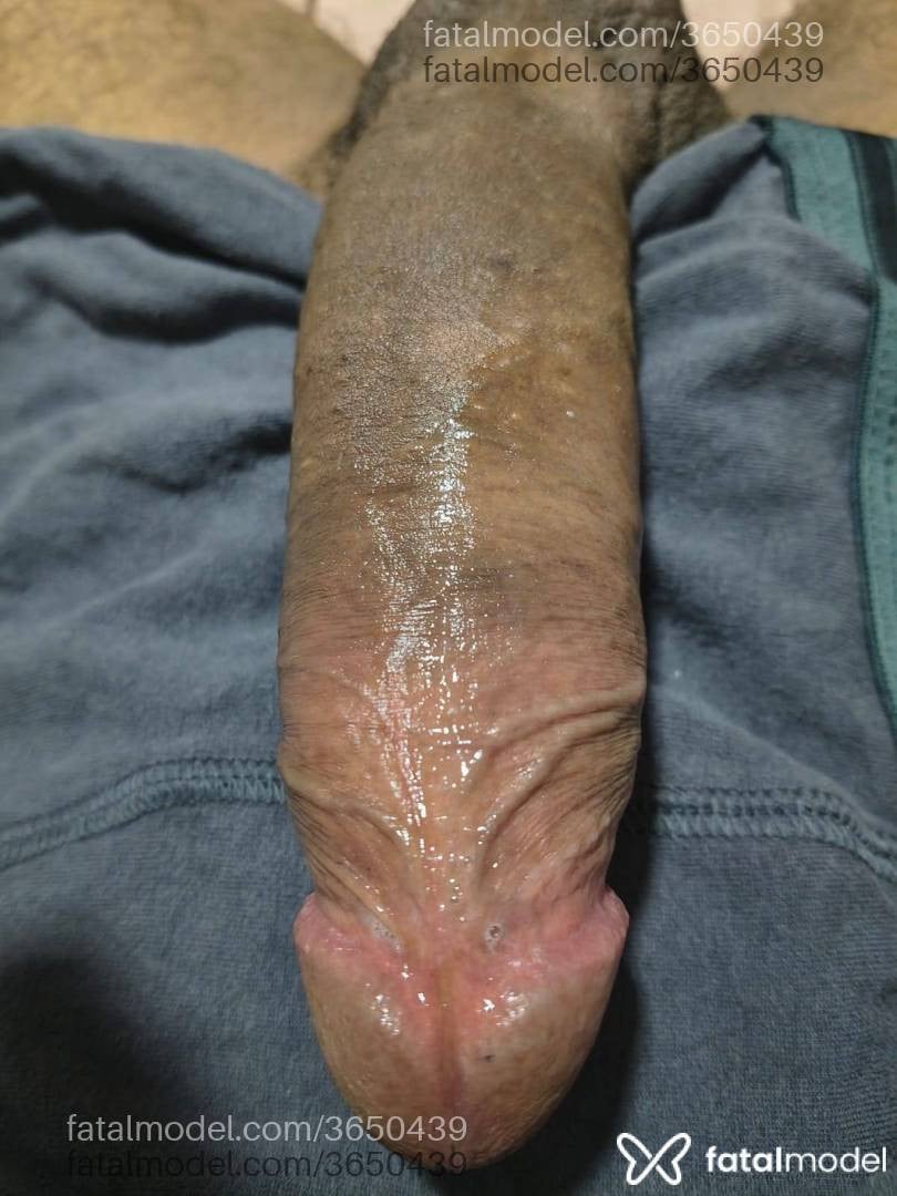 Acompanhante homem morena (o) de olhos pretos - Leonardo