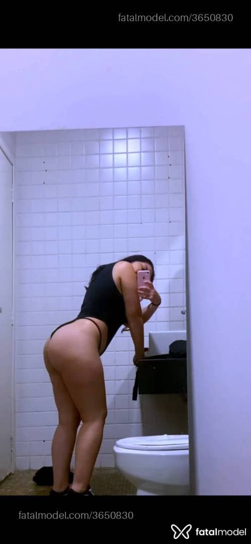 Acompanhante mulher morena (o) de olhos castanhos - Maya Martins