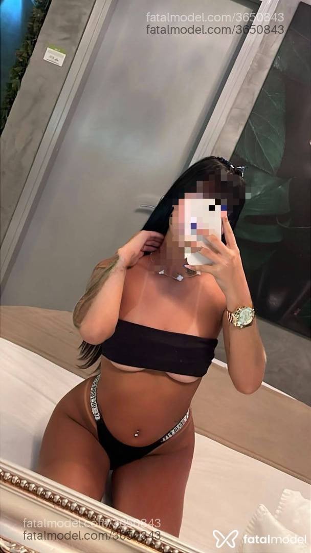 Acompanhante mulher morena (o) de olhos pretos - Gaby Santos