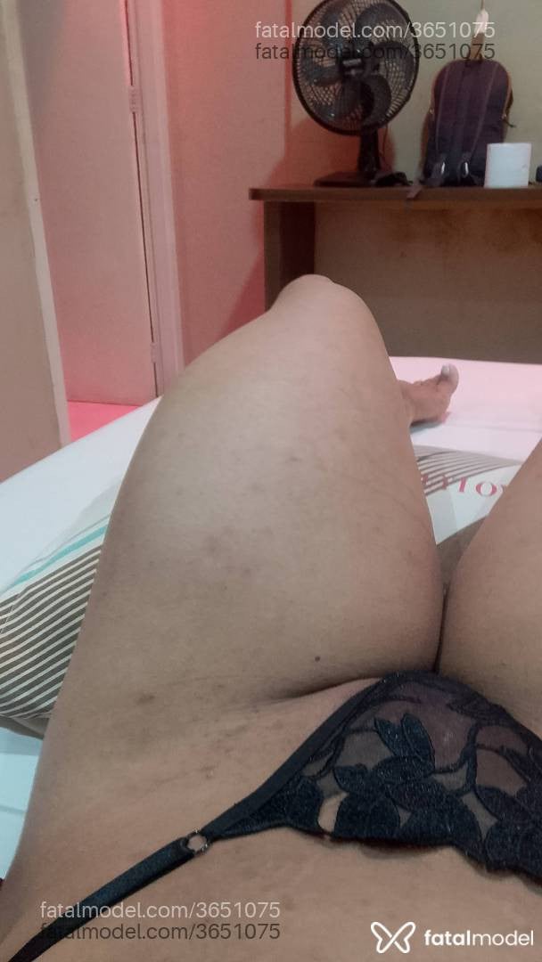 Acompanhante mulher com cabelo castanho de olhos mel - Jennifer