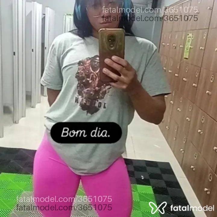 Acompanhante mulher com cabelo castanho de olhos mel - Jennifer