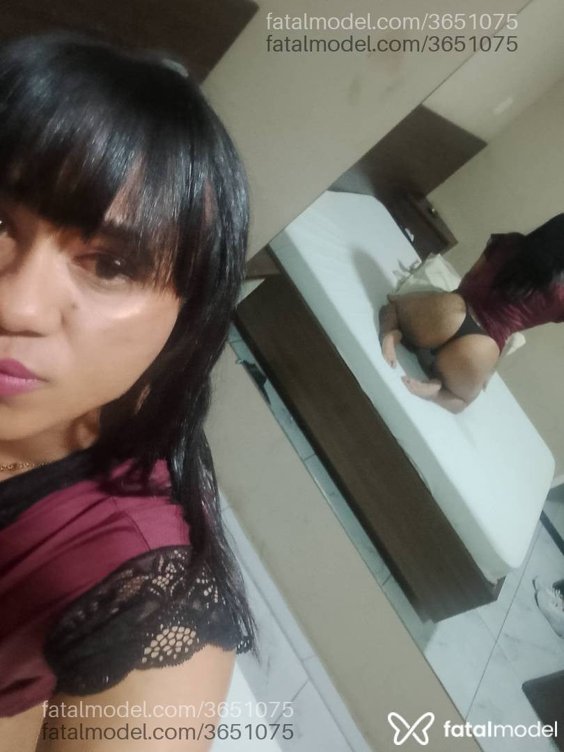 Acompanhante mulher com cabelo castanho de olhos mel - Jennifer