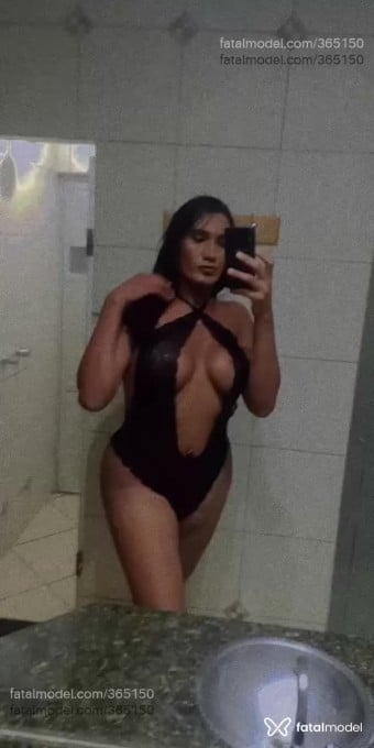Acompanhante travesti morena (o) de olhos castanhos em Jataí Acompanhante travesti morena (o) de olhos castanhos em Jataí - Valentina Ferraz