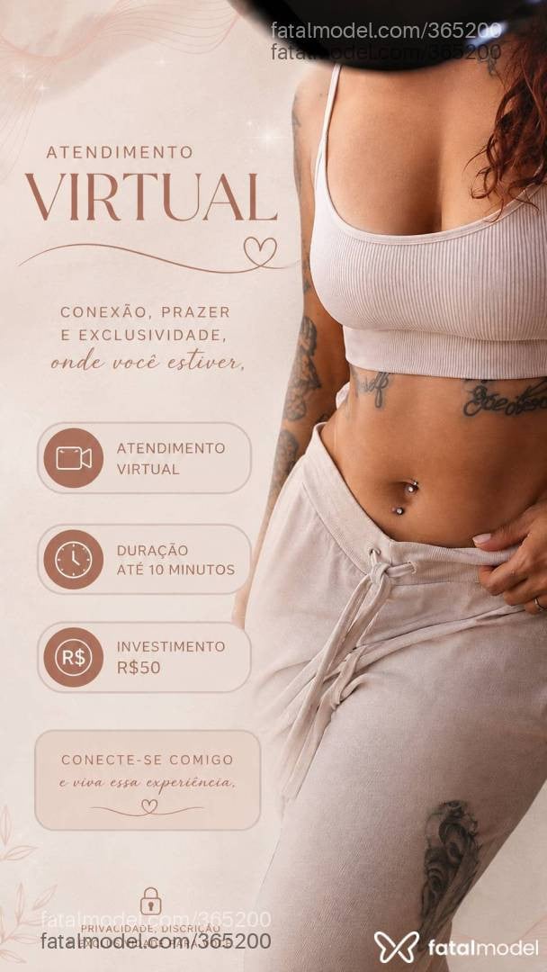 Acompanhante mulher com cabelo castanho de olhos castanhos - Alice