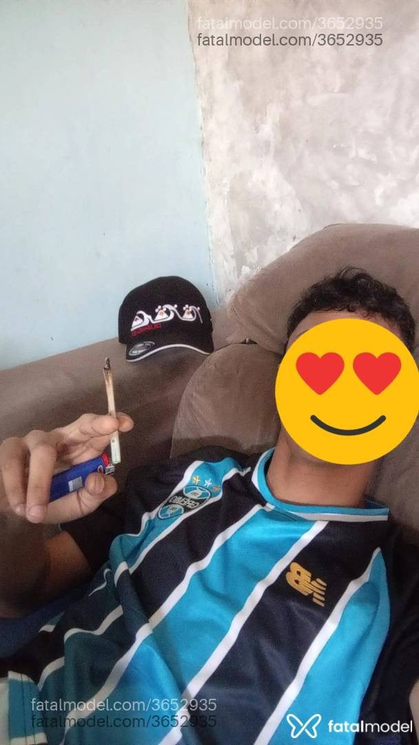 Acompanhante homem morena (o) de olhos pretos - Moreninho