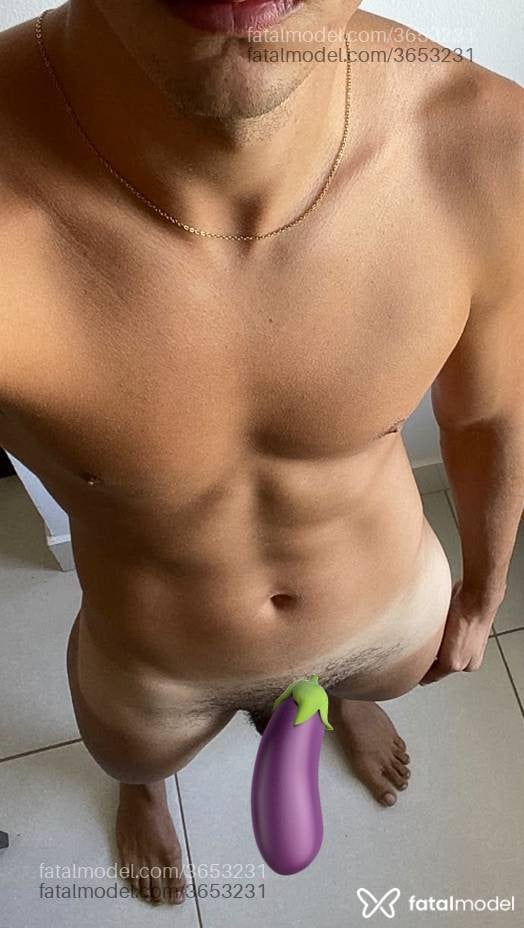 Acompanhante homem com cabelo castanho de olhos castanhos - Oliver