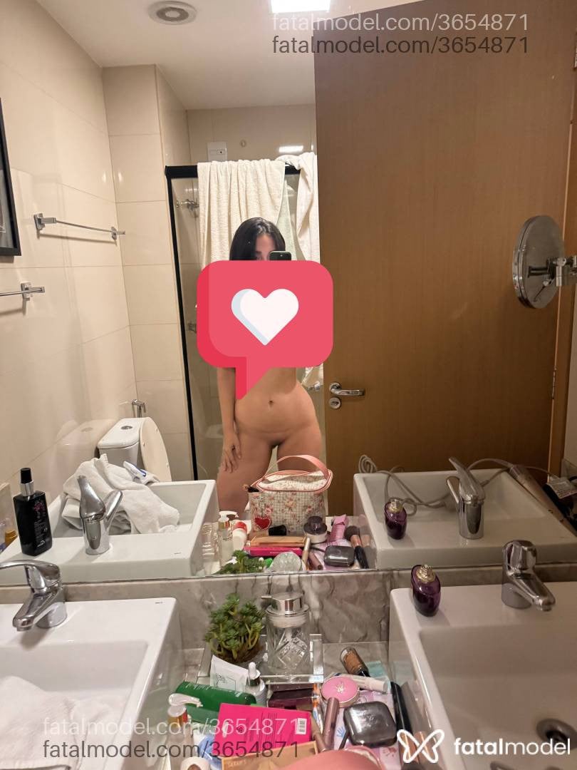 Acompanhante mulher morena (o) de olhos pretos - Jéssica Fernandes