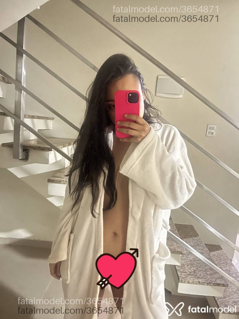 Acompanhante mulher morena (o) de olhos pretos - Jéssica Fernandes