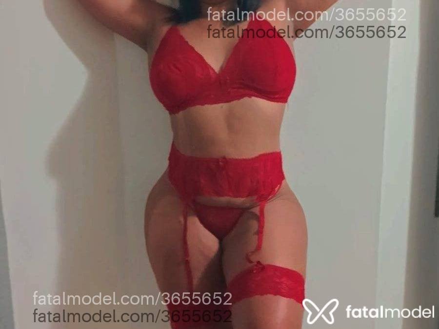 Acompanhante mulher morena (o) de olhos mel - Pâmela Barros
