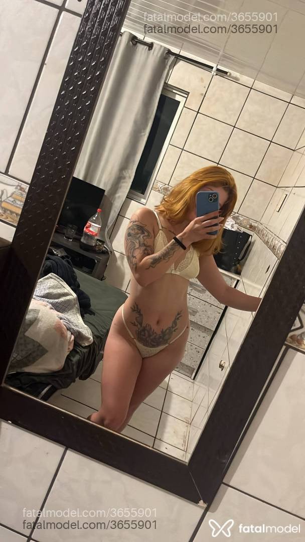 Acompanhante mulher ruiva (o) de olhos mel - Babi Souza