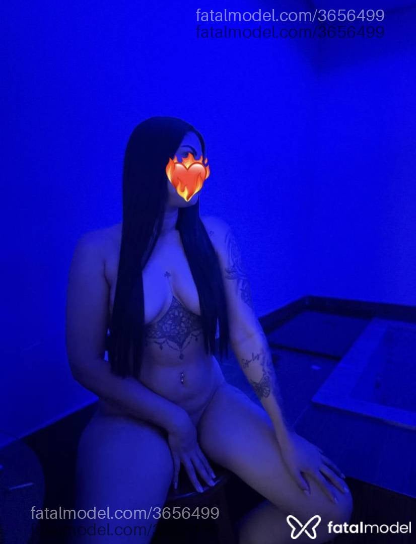 Acompanhante mulher morena (o) de olhos pretos - Thaís