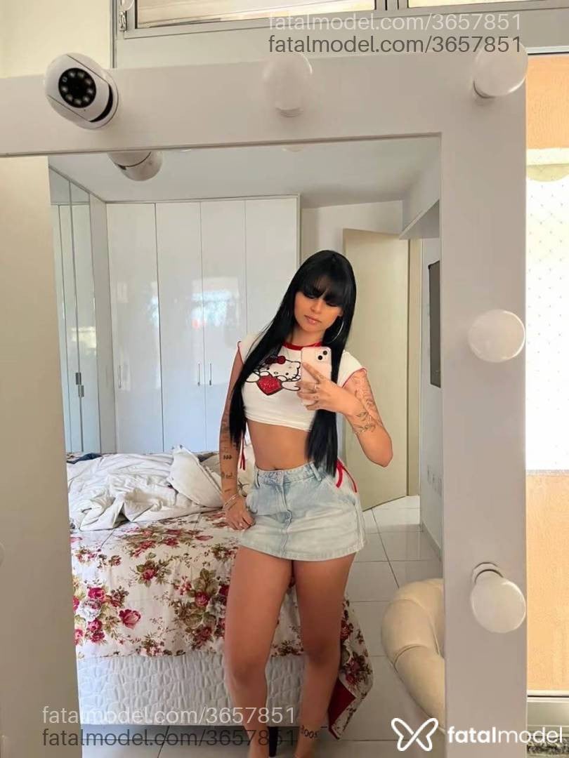 Acompanhante mulher morena (o) de olhos pretos - fernanda