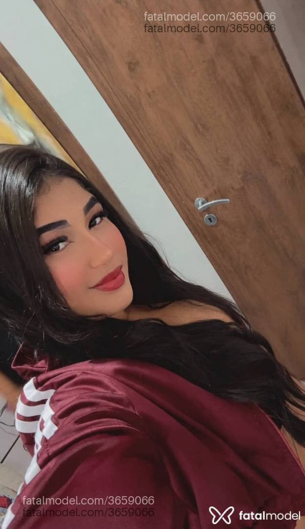 Acompanhante mulher morena (o) de olhos castanhos - Melissa