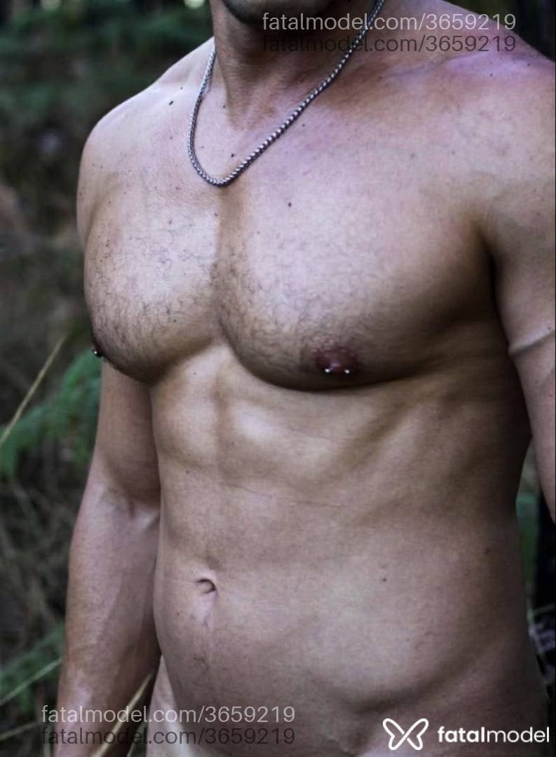 Acompanhante homem com cabelo castanho de olhos castanhos - Thiago