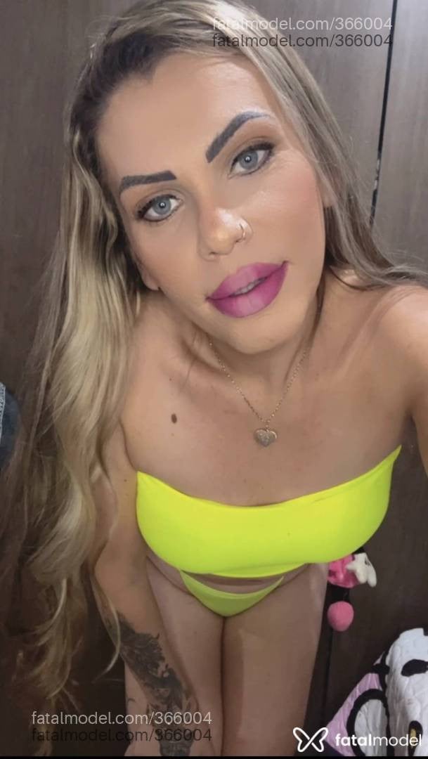 Acompanhante travesti loira (o) de olhos azuis em Marau - MALUGAUCHA