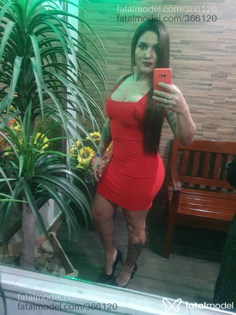 Acompanhante mulher morena (o) de olhos castanhos - Syl reis