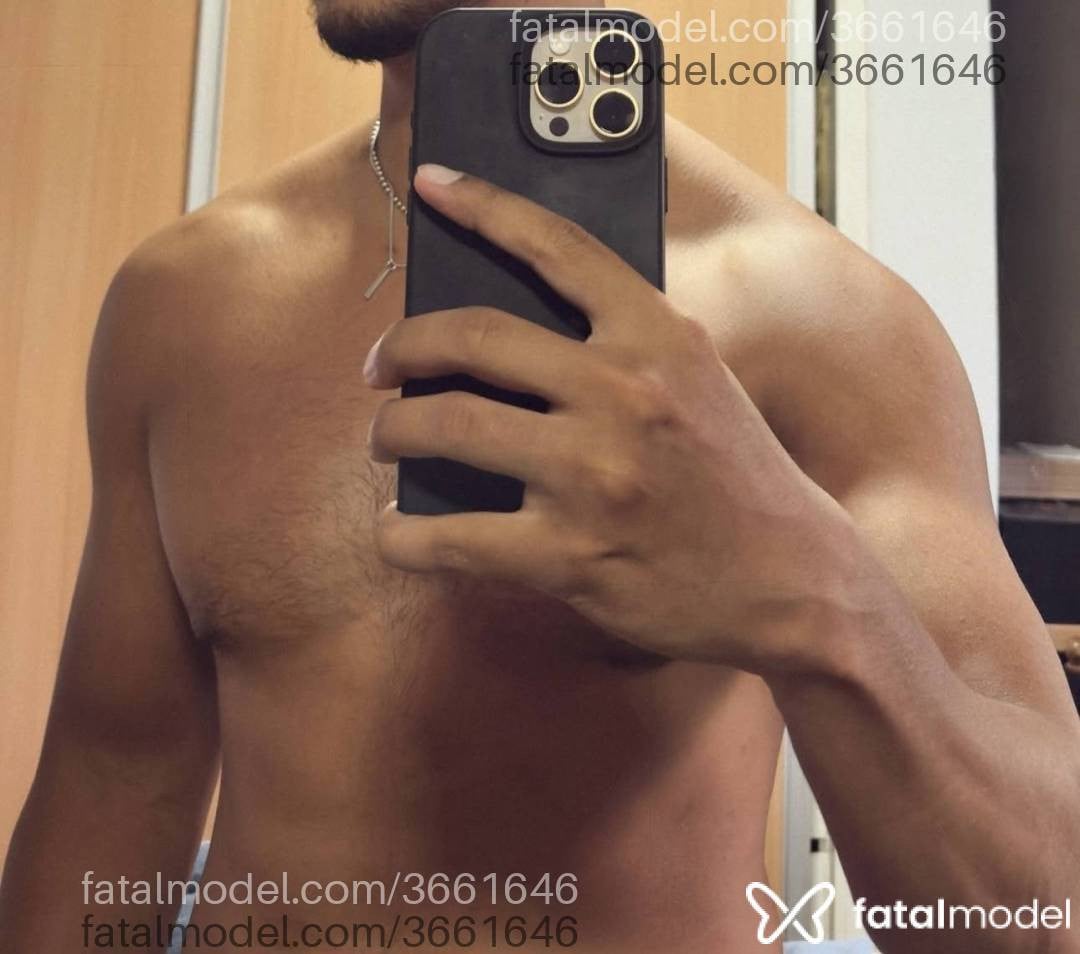 Acompanhante homem morena (o) de olhos castanhos - Benedito