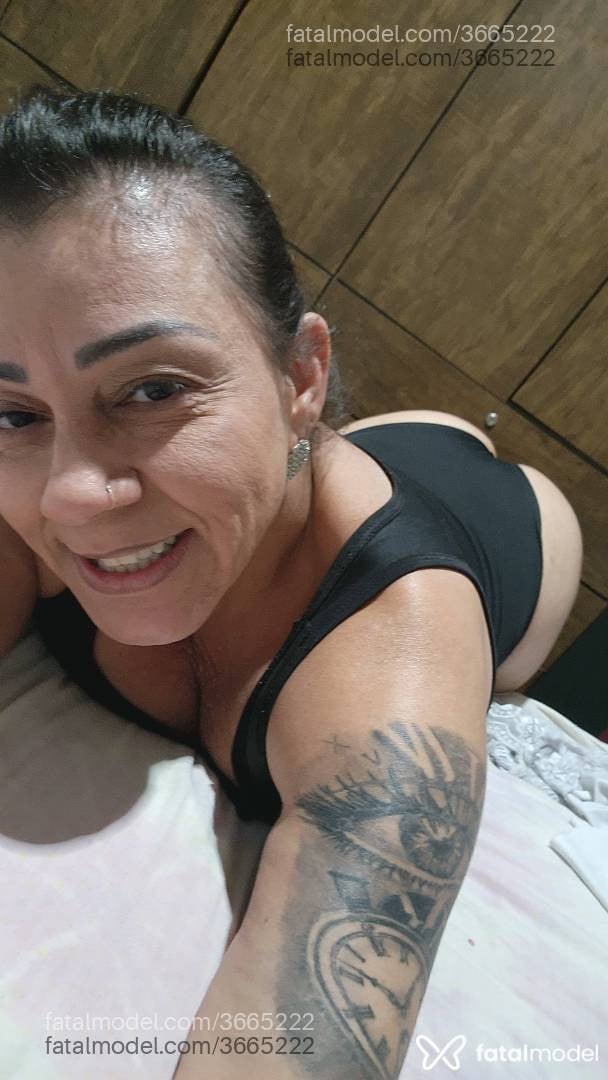 Acompanhante mulher morena (o) de olhos castanhos - Luluzinha