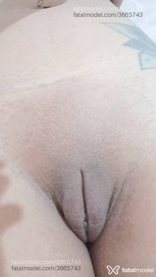 Acompanhante mulher morena (o) de olhos castanhos - Fernanda