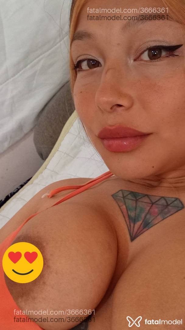 Acompanhante mulher com cabelo castanho de olhos verdes - Selina Castro