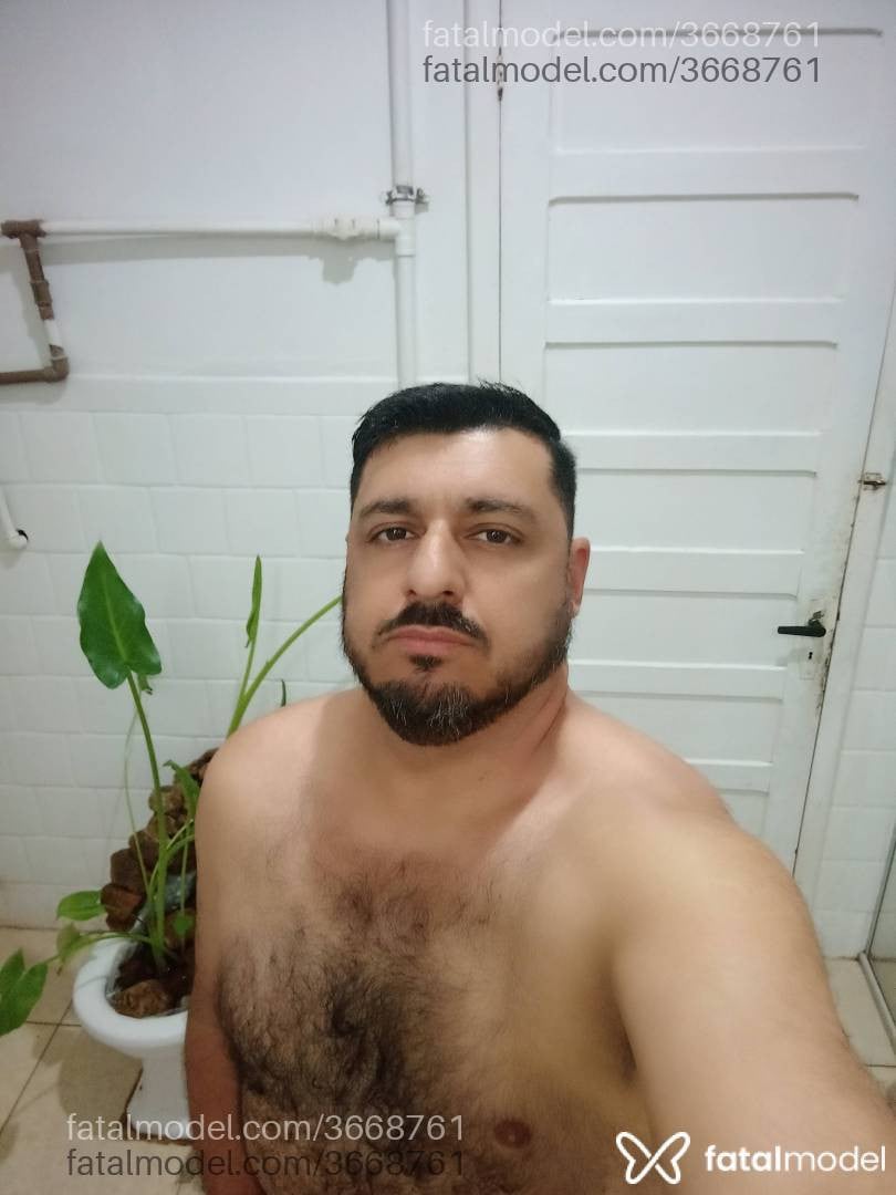 Acompanhante homem morena (o) de olhos castanhos - Kadinho