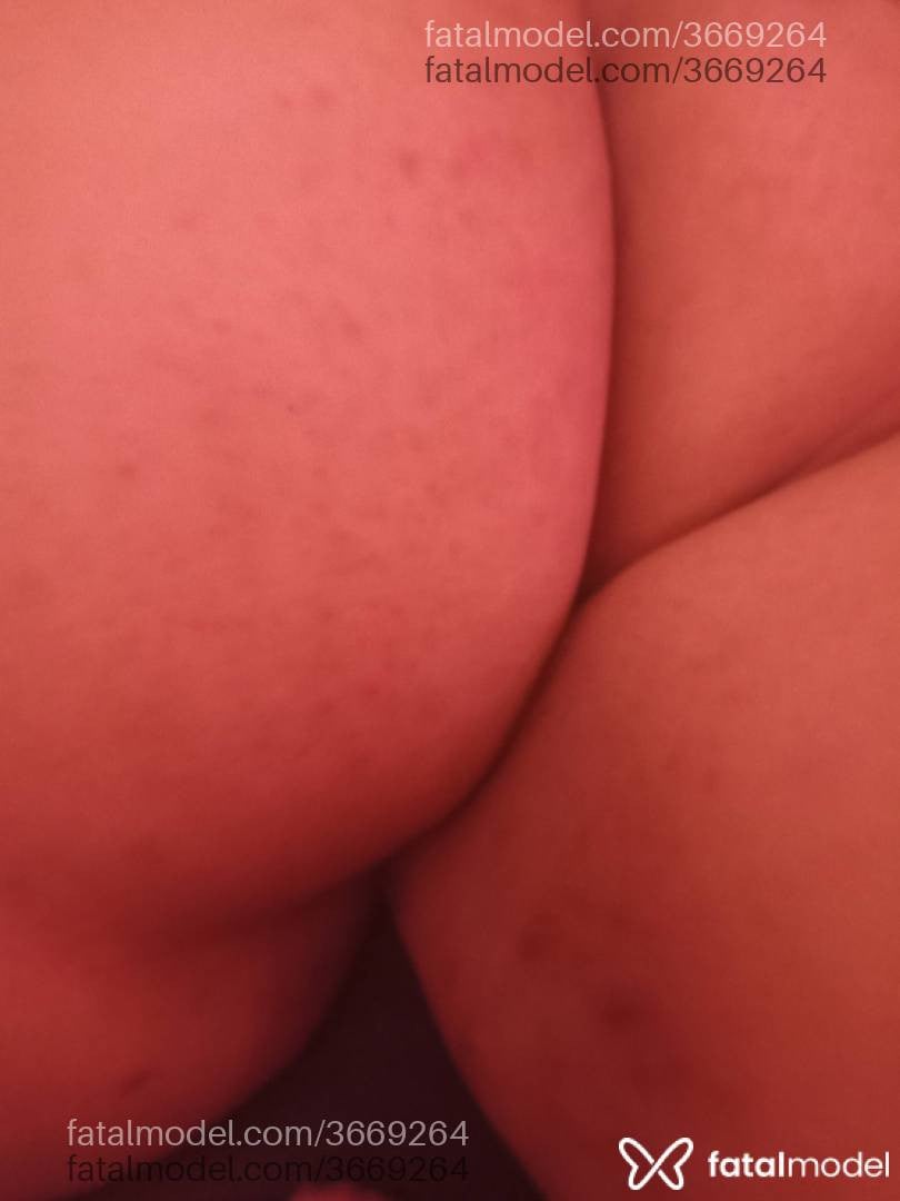 Acompanhante mulher morena (o) de olhos pretos - Jéssica