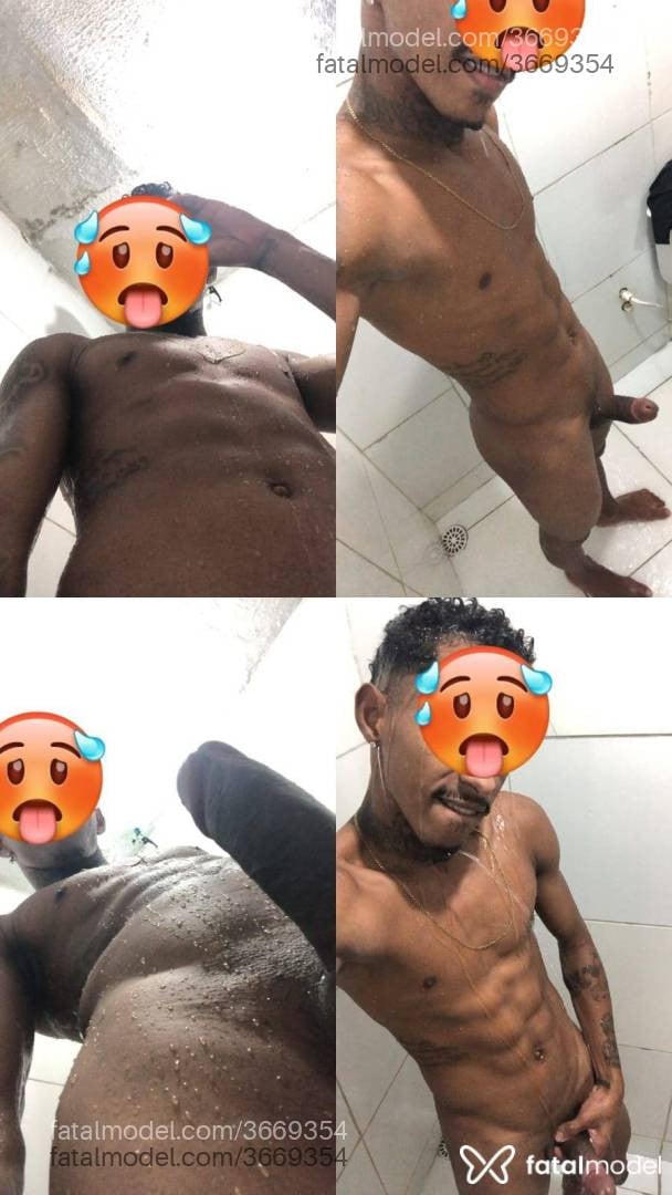 Acompanhante homem loira (o) de olhos verdes - Silva