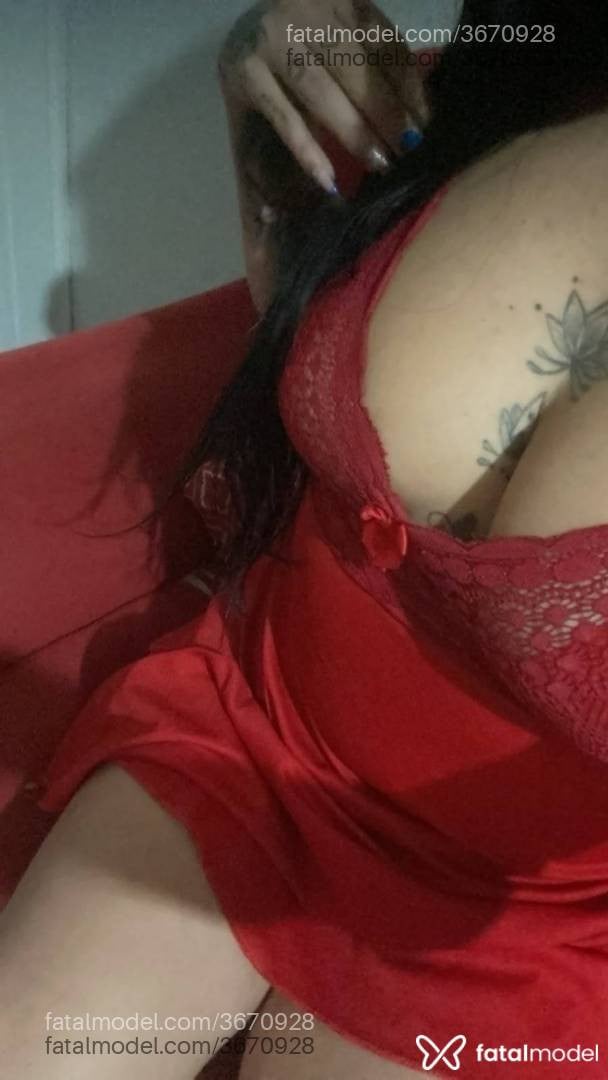 Acompanhante mulher morena (o) de olhos castanhos - Mirella Costa