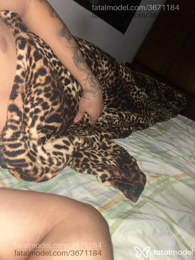 Acompanhante homem morena (o) de olhos pretos - Morenoroludo
