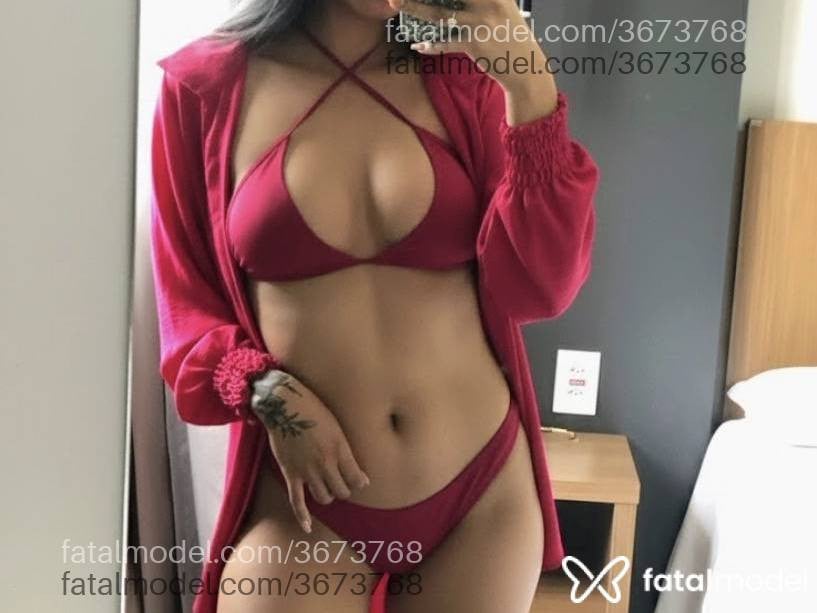 Acompanhante mulher morena (o) de olhos castanhos - Alexia