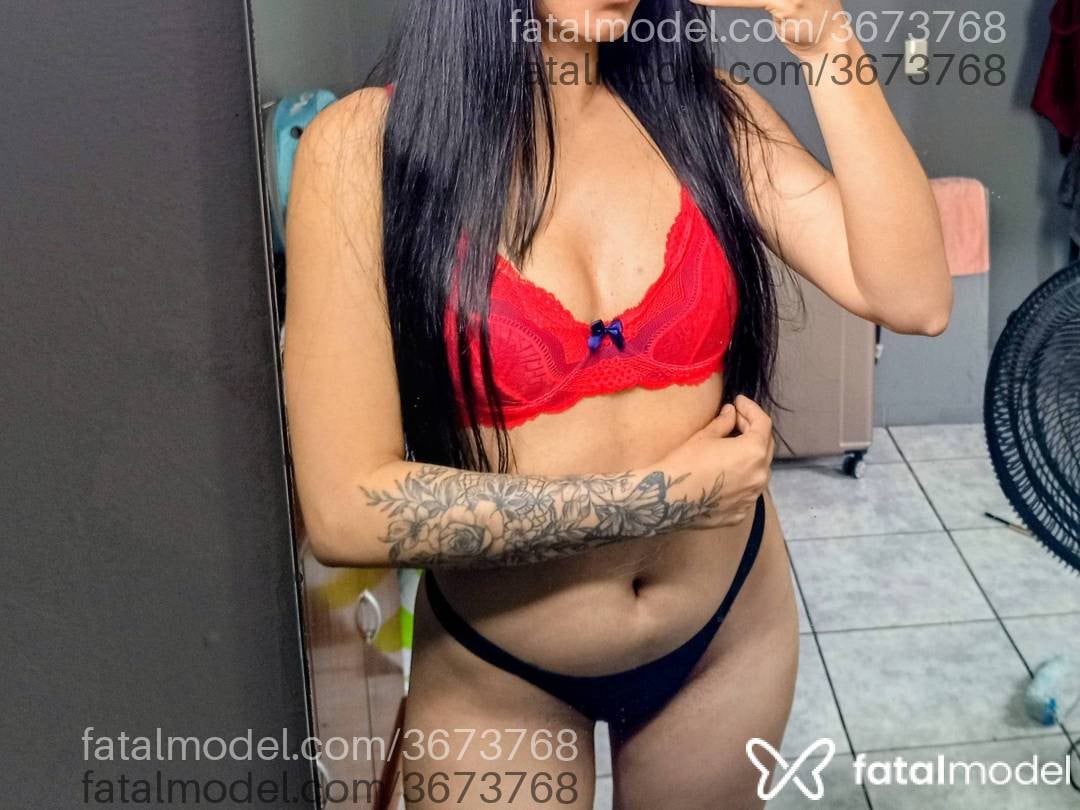Acompanhante mulher morena (o) de olhos castanhos - Alexia