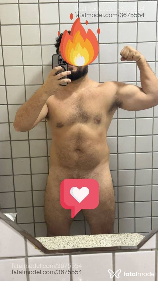 Acompanhante homem morena (o) de olhos castanhos - Machoparrudo