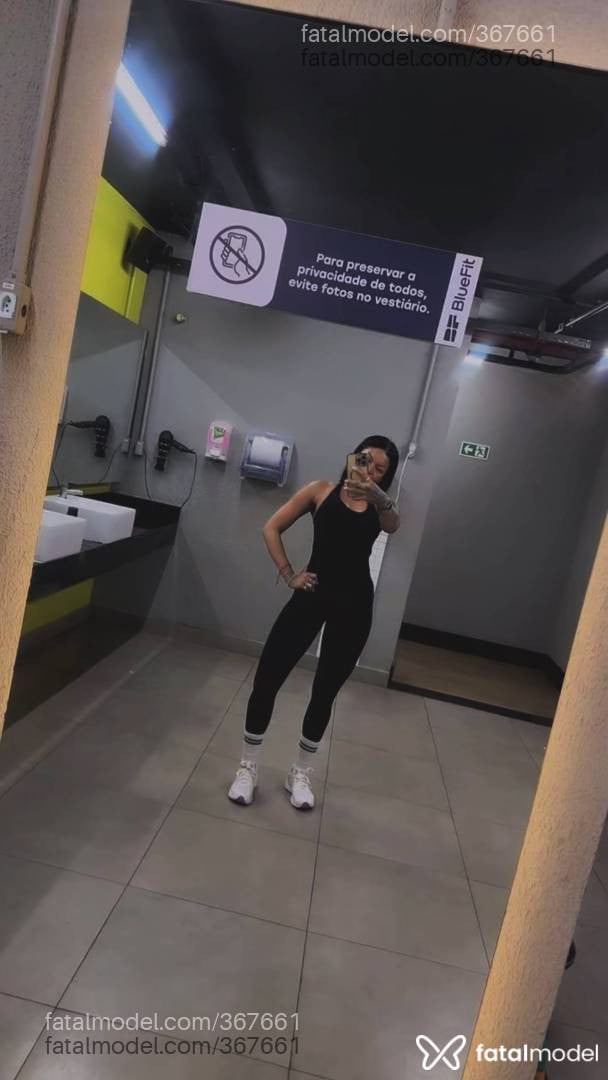 Acompanhante mulher morena (o) de olhos castanhos - Isis Santos