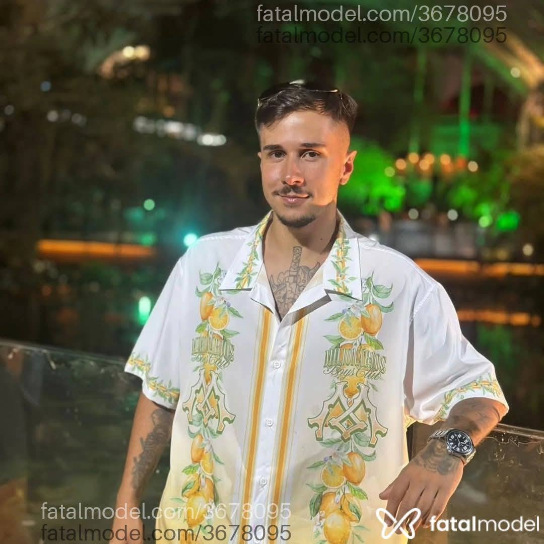 Acompanhante homem com cabelo castanho de olhos castanhos - Maicon Cruz