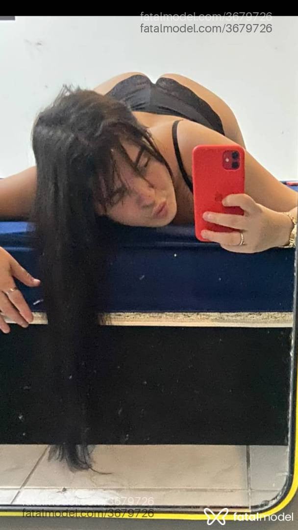 Acompanhante mulher morena (o) de olhos castanhos - Lorena