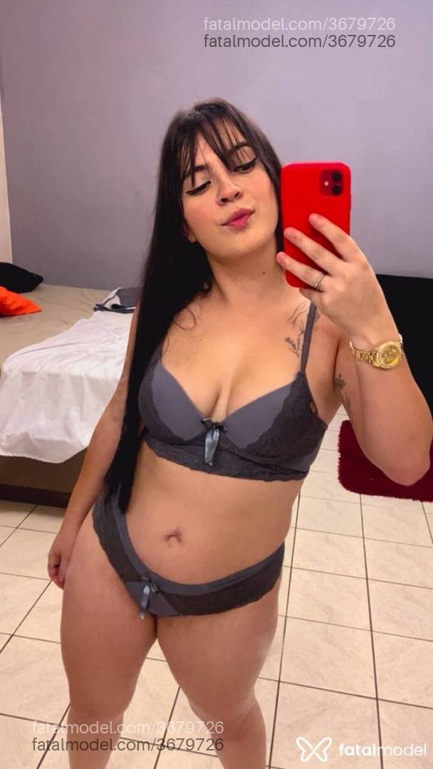 Acompanhante mulher morena (o) de olhos castanhos - Lorena