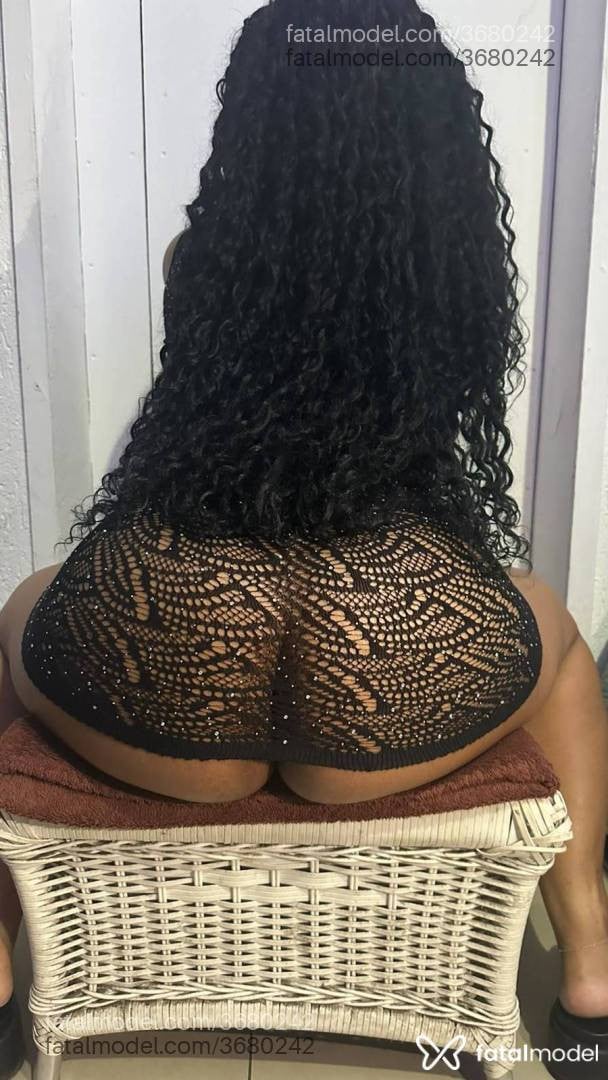 Acompanhante mulher morena (o) de olhos mel - Samantha Antonelly