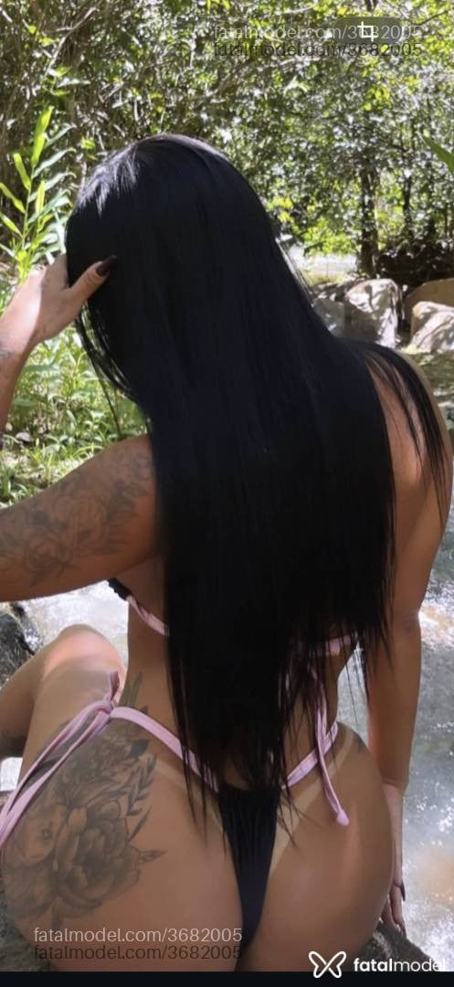 Acompanhante mulher morena (o) de olhos mel - Biancanuth