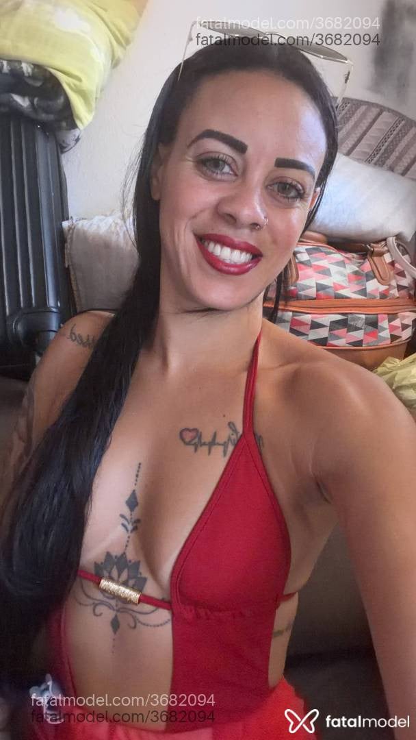 Acompanhante mulher morena (o) de olhos mel - Samanta