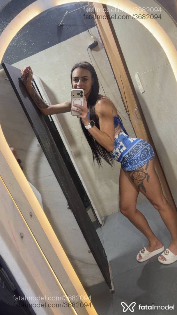 Acompanhante mulher morena (o) de olhos mel - Samanta