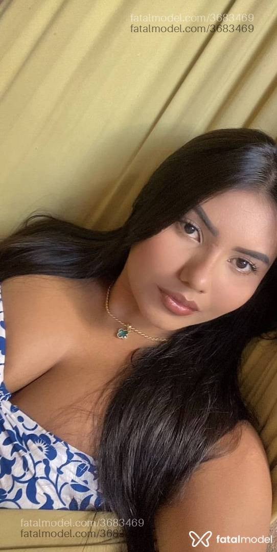 Acompanhante mulher morena (o) de olhos castanhos - Yara